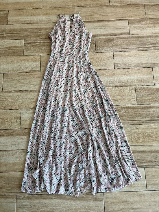 White House Black Market Dresses & Skirts - Womens NWT White House Black Market Pink Printed Maxi Dress - 4